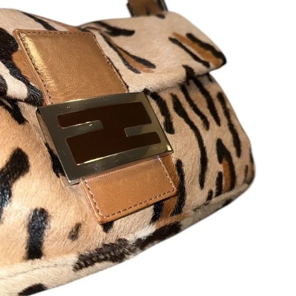 Fendi Pony Hair Leopard Baguette - Picture 8 of 9
